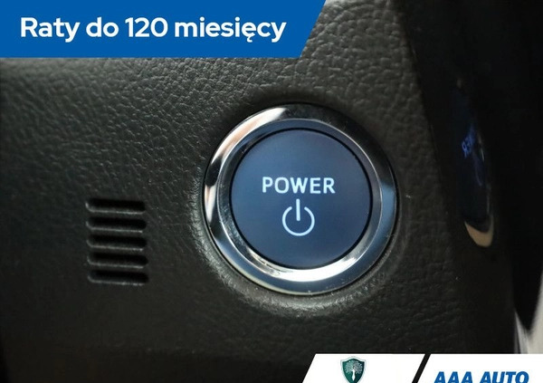 Toyota Auris cena 55000 przebieg: 105564, rok produkcji 2015 z Pułtusk małe 277